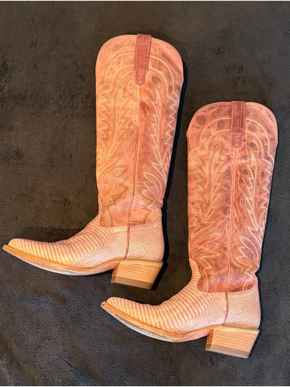 Tecovas Abby Frost Pink Lizard Cowgirl Boots - Picture 4 of 8